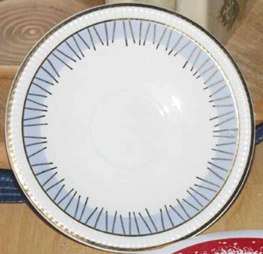 THU587 Saucer by Thun-1