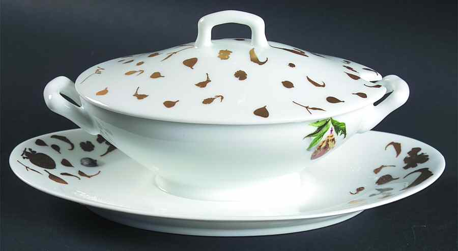 Mediterranean Gold Gravy Boat w/Attached Underplate & Lid by Charles Field Haviland-1
