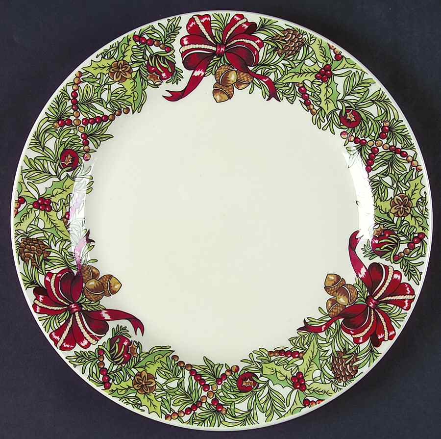 Holiday Wreath Dinner Plate by The Cellar (China)-1