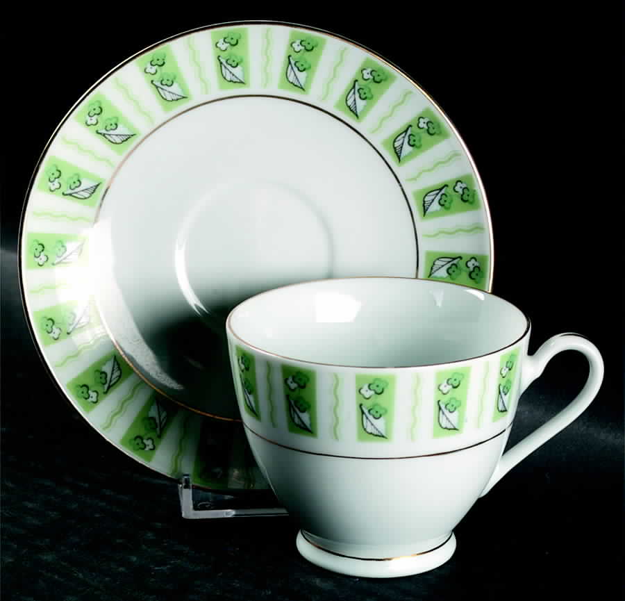 YSH28 Footed Cup & Saucer Set by Yong Sheng Porcelain-1