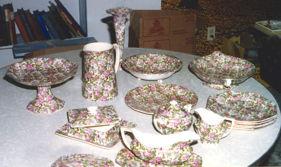 Ivory Chintz (No Black Border) Dinner Plate by Crown Ducal-1
