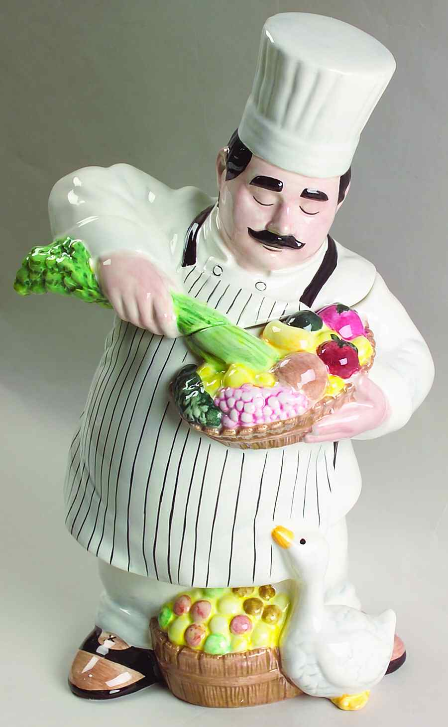 Cucina (Chef) Figural Cookie Jar & Lid by Certified International-1