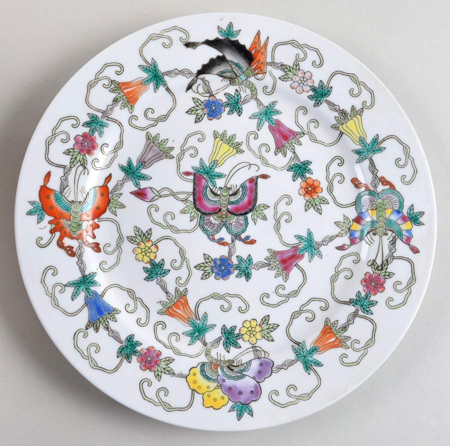 CX210 Dinner Plate by China (Made in China)-1