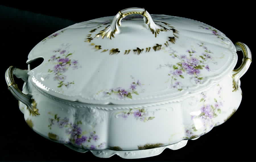 Head 83-1 Tureen &  Lid by Charles Field Haviland-1