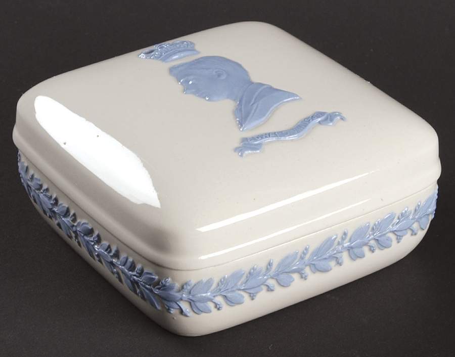 Coronation Square Box with Lid by Wedgwood-1