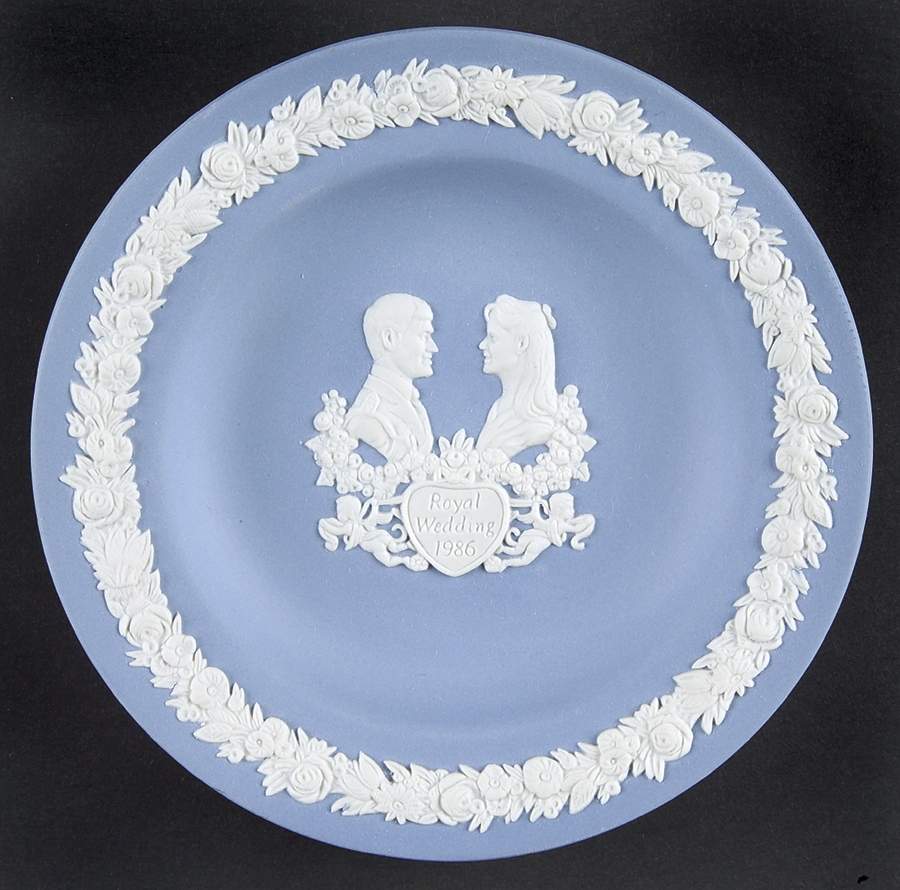 Jasperware Royalty Giftware Round Personality Tray by Wedgwood-1