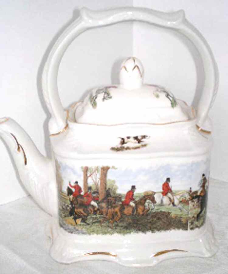 CDT4 Teapot & Lid by Crown Dorset-1