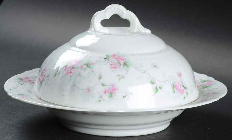 1564 Round Covered Butter by Imperial China Austria-1