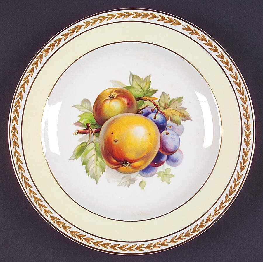 CRD172 Luncheon Plate by Crown Ducal-1
