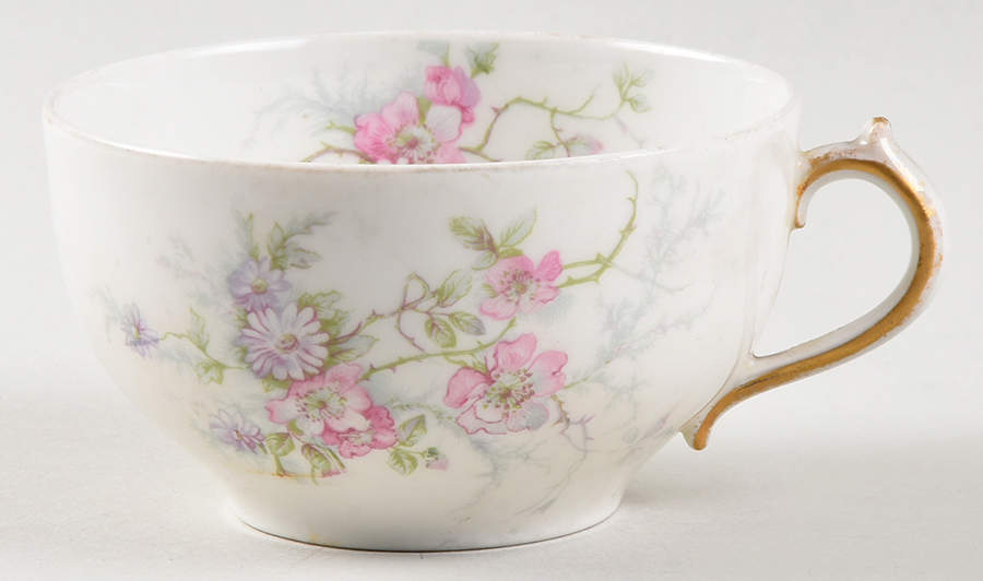 CHF1002 Flat Cup by Charles Field Haviland-1