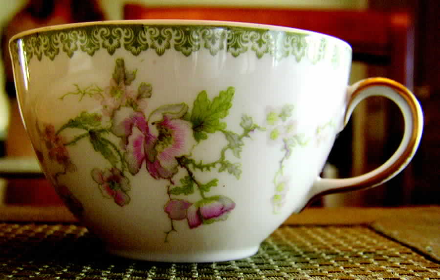 CHF1006 Flat Cup by Charles Field Haviland-1