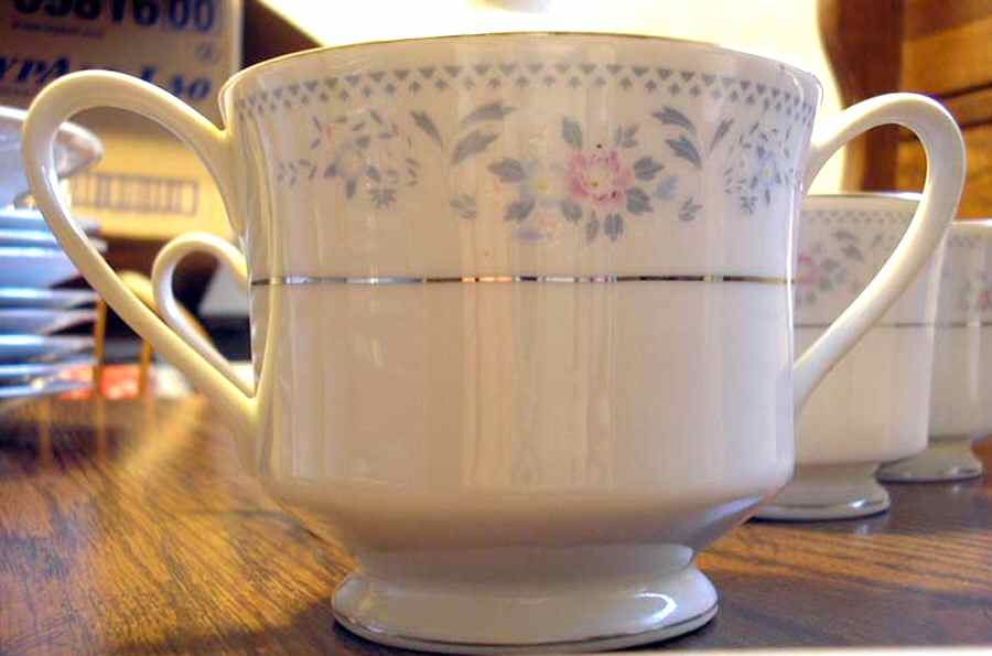 CX221 Sugar Bowl No Lid by China (Made in China)-1