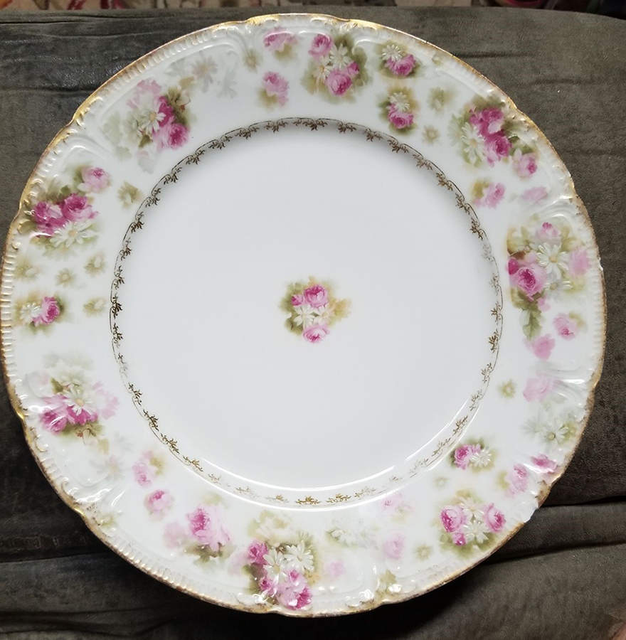 CHF1015 Dinner Plate by Charles Field Haviland-1