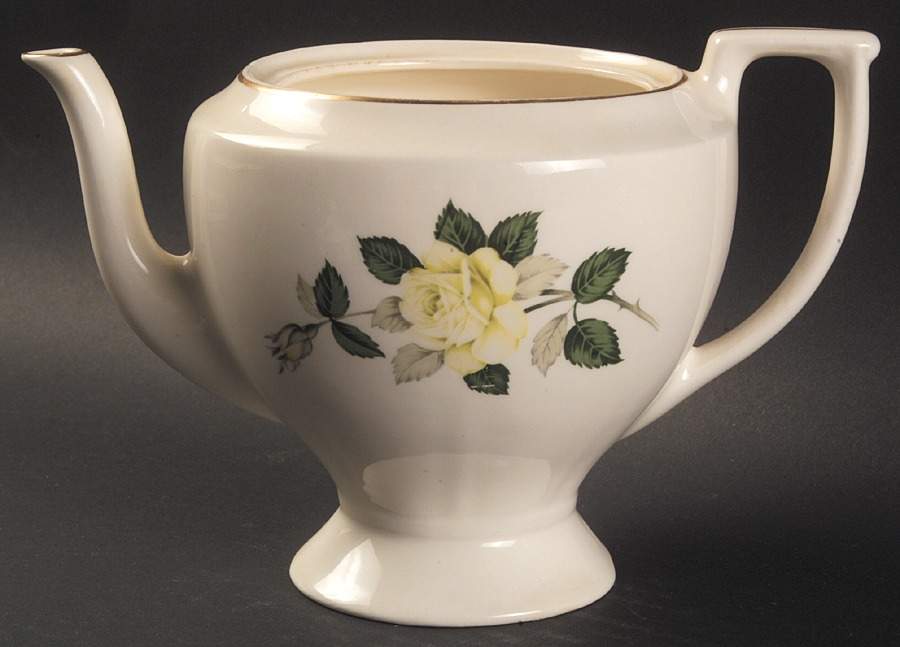 JAMAICA ROSE Teapot No Lid by Canonsburg-1