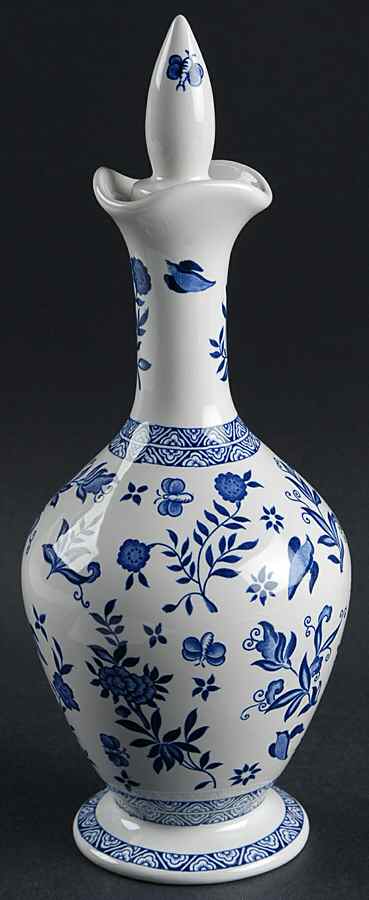Belfort Decanter and Stopper by Coalport-1