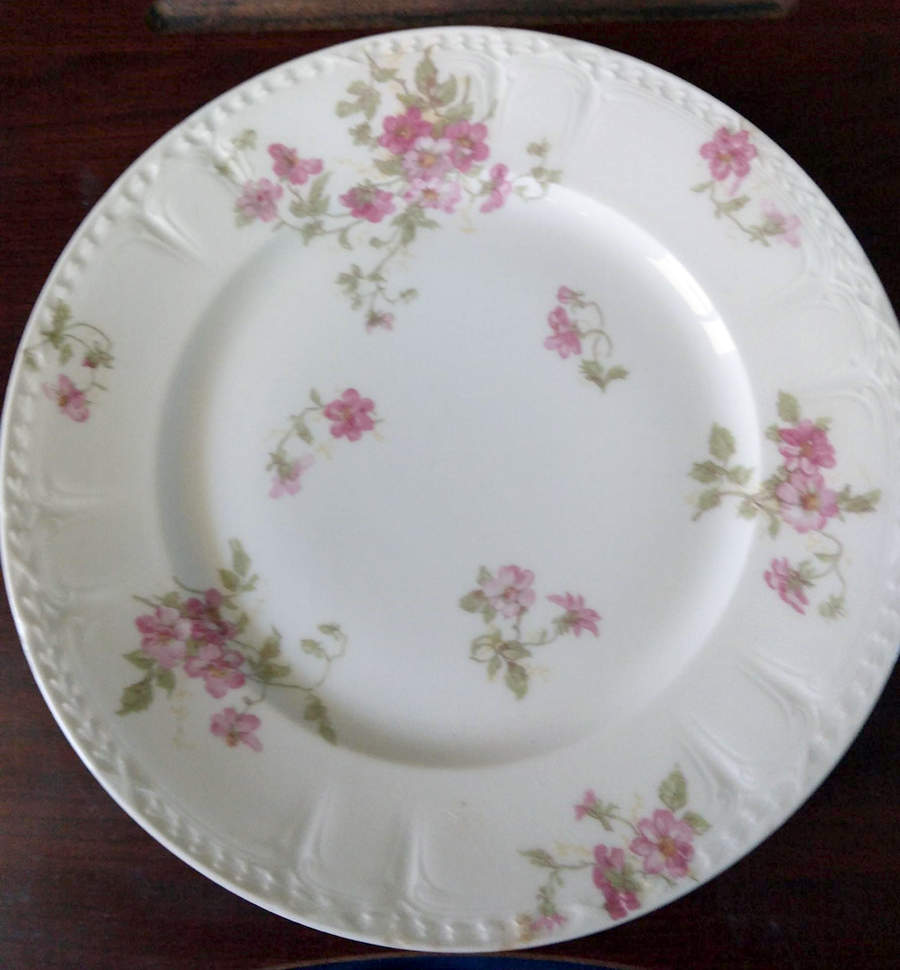 CHF1033 Dinner Plate by Charles Field Haviland-1