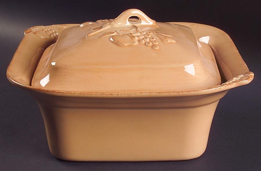 Madeira Harvest (Smoked Salmon) 2 Quart Square Casserole with Ceramic Lid by Casafina-1
