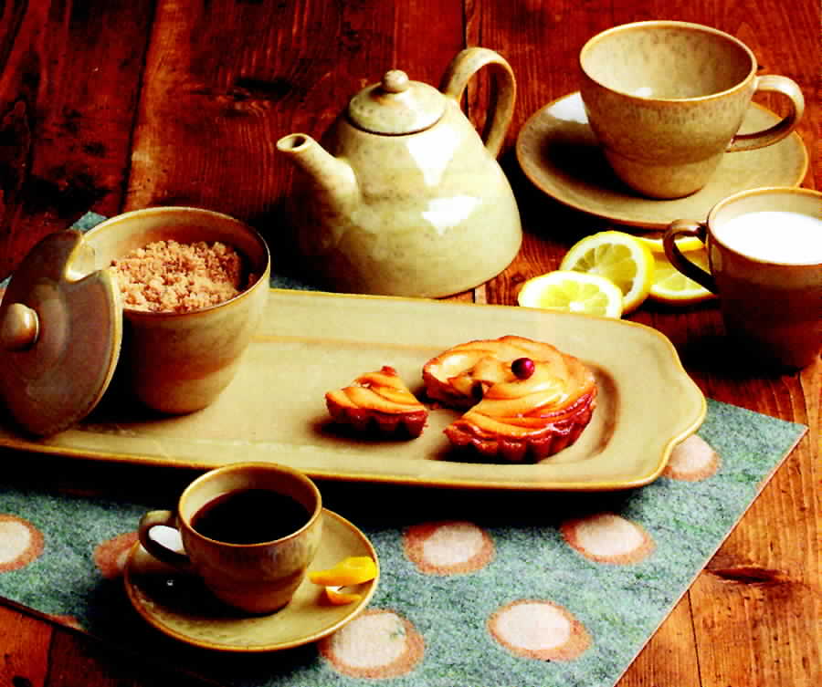 Cafe Capri Sand (Brown) Teapot & Lid by Casafina-1
