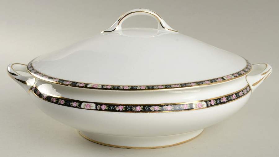 CLE26 Round Covered Vegetable by Cleveland (USA)-1