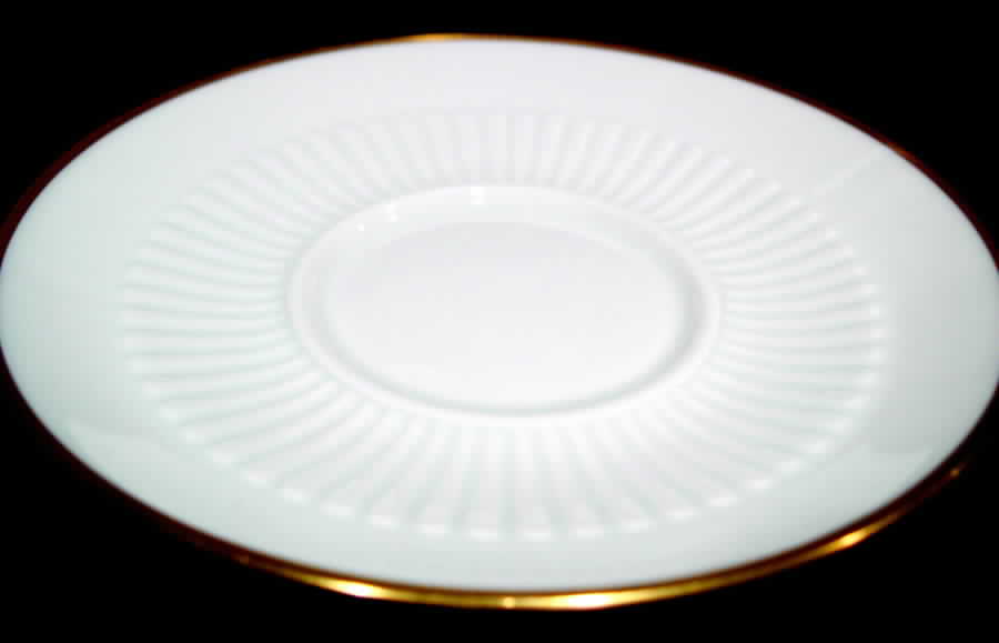CER22 Saucer by Ceralene-1