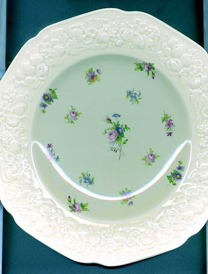 CRD177 Dinner Plate by Crown Ducal-1