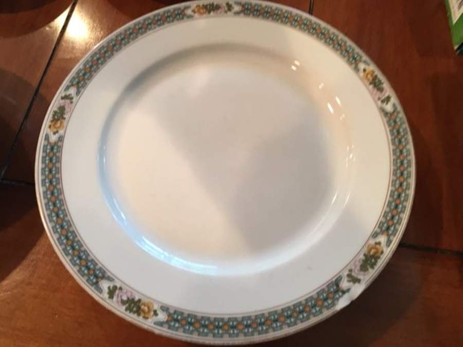 CIM89 Dinner Plate by Crown Imperial-1