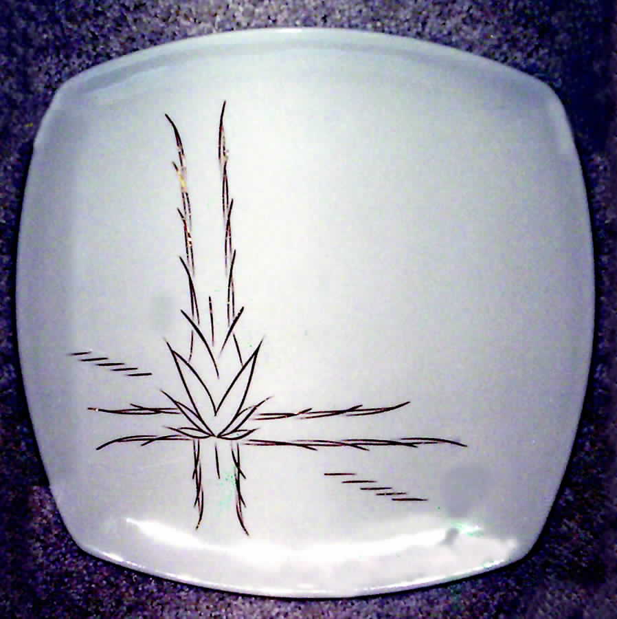 Golden Dawn Dinner Plate by Crest Wood-1