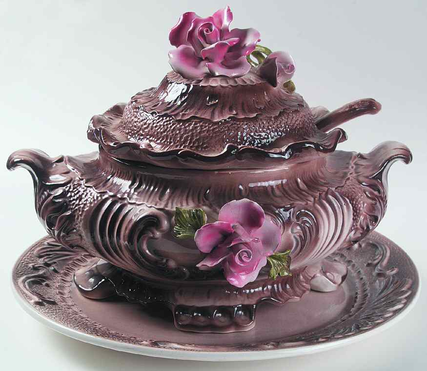 CJJ12 Tureen & Lid w/Ladle & Underplate by Capo-di-Monte (Italy)-1