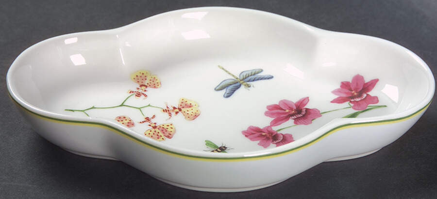 Fantasia Small Oval Tray by Lynn Chase-1
