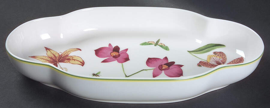 Fantasia 10" Oval Tray by Lynn Chase-1