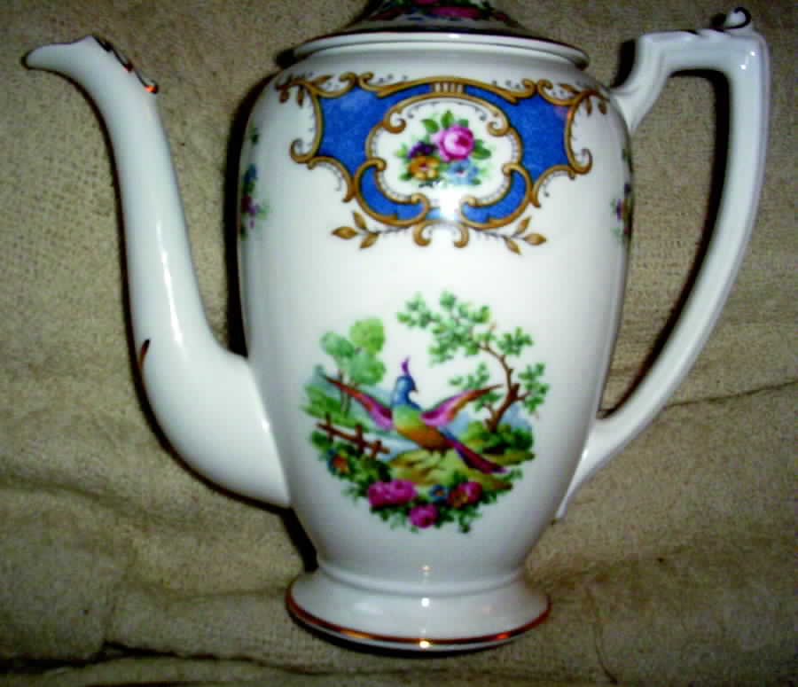 COA117 Coffee Pot & Lid by Coalport-1