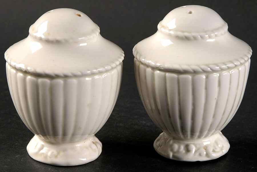 CLR23 Salt & Pepper Set by The Cellar (China)-1
