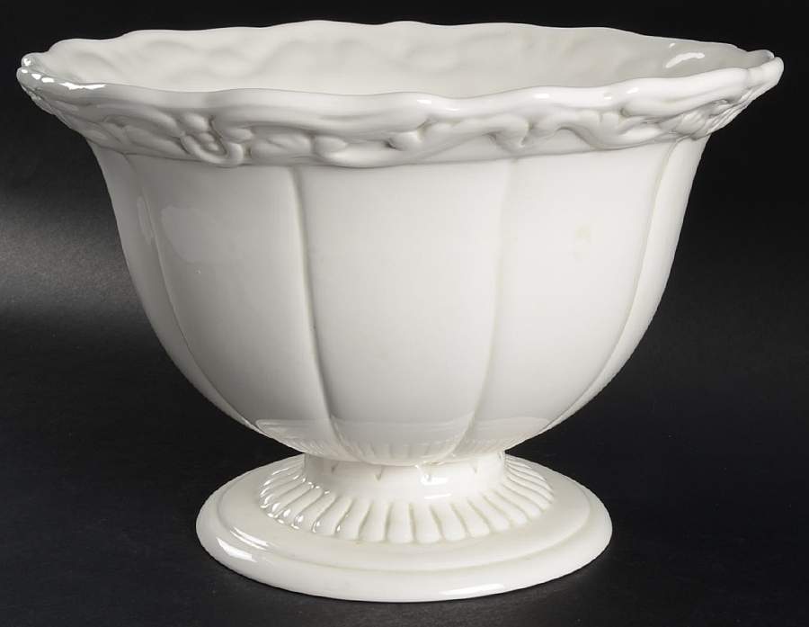 CLR23 11" Large Fruit Bowl by The Cellar (China)-1
