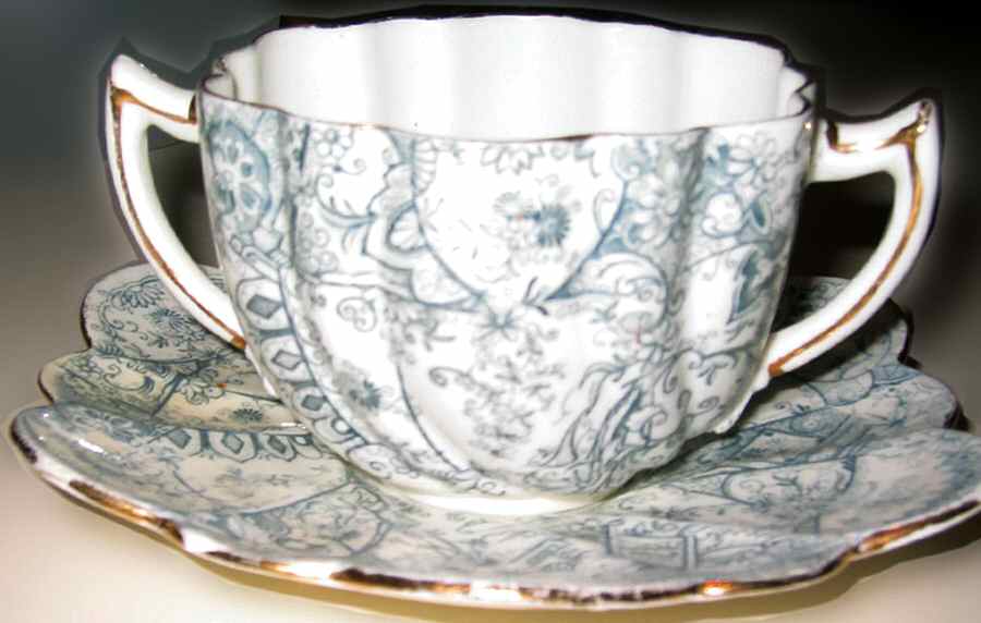 1386 Flat Bouillon Cup & Saucer by Chapman's (England)-1
