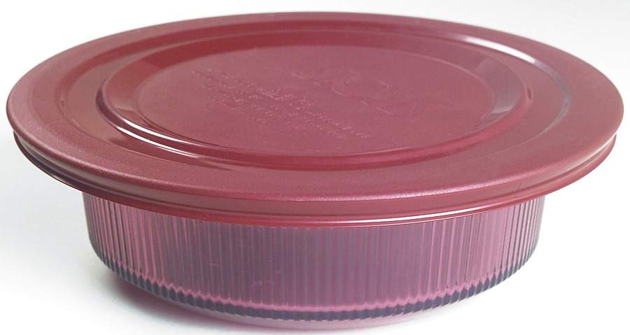 Visions Cranberry 1 Qt Round Casserole & Plastic Lid by Corning Corelle-1