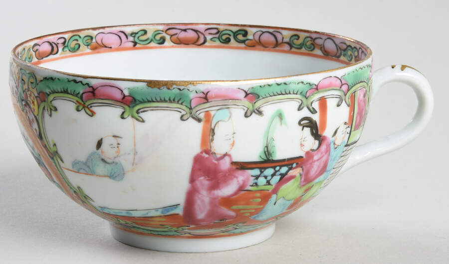 Rose Medallion (With People) Footed Cup by China (Made in China)-1