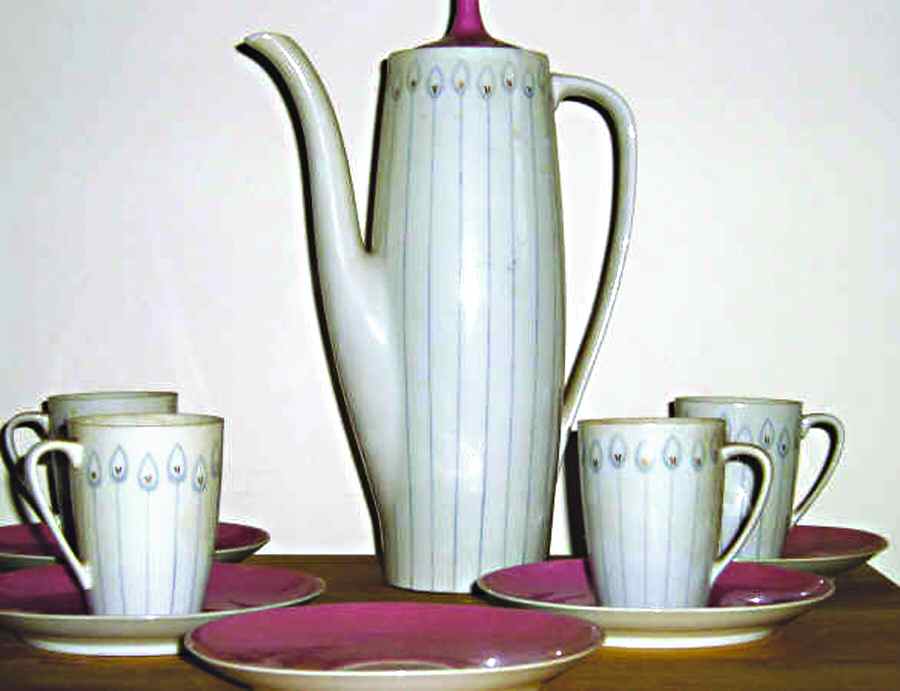 CIL36 Coffee Pot & Lid by Cmielow (Poland)-1