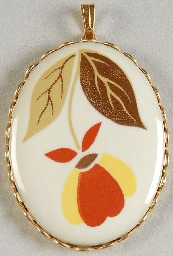 Autumn Leaf Pendant by China Specialties-1