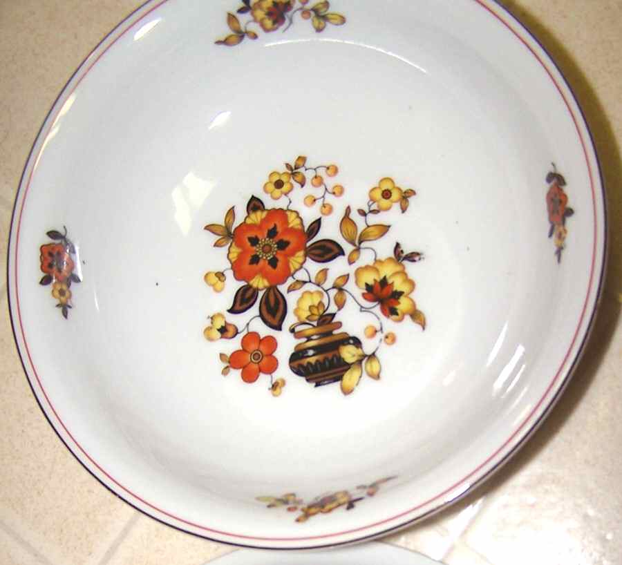 CZE166 Fruit/Dessert (Sauce) Bowl by Czechia-Czechoslovakia-1