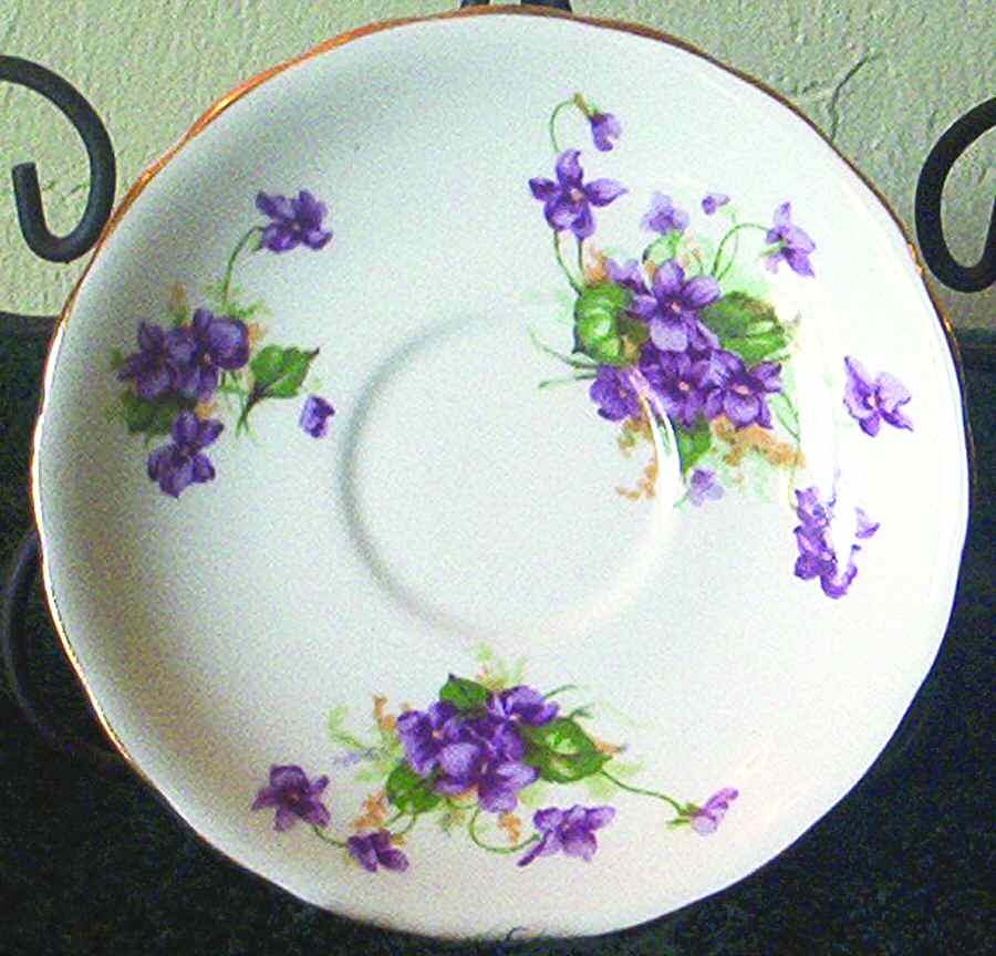 585 Saucer by Clarence (England)-1