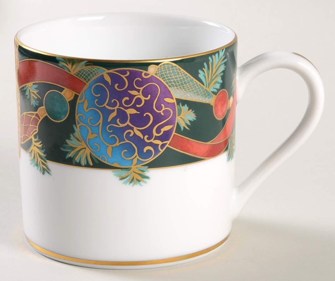 Classic Wreath (Green Band) Mug by Christopher Radko-1
