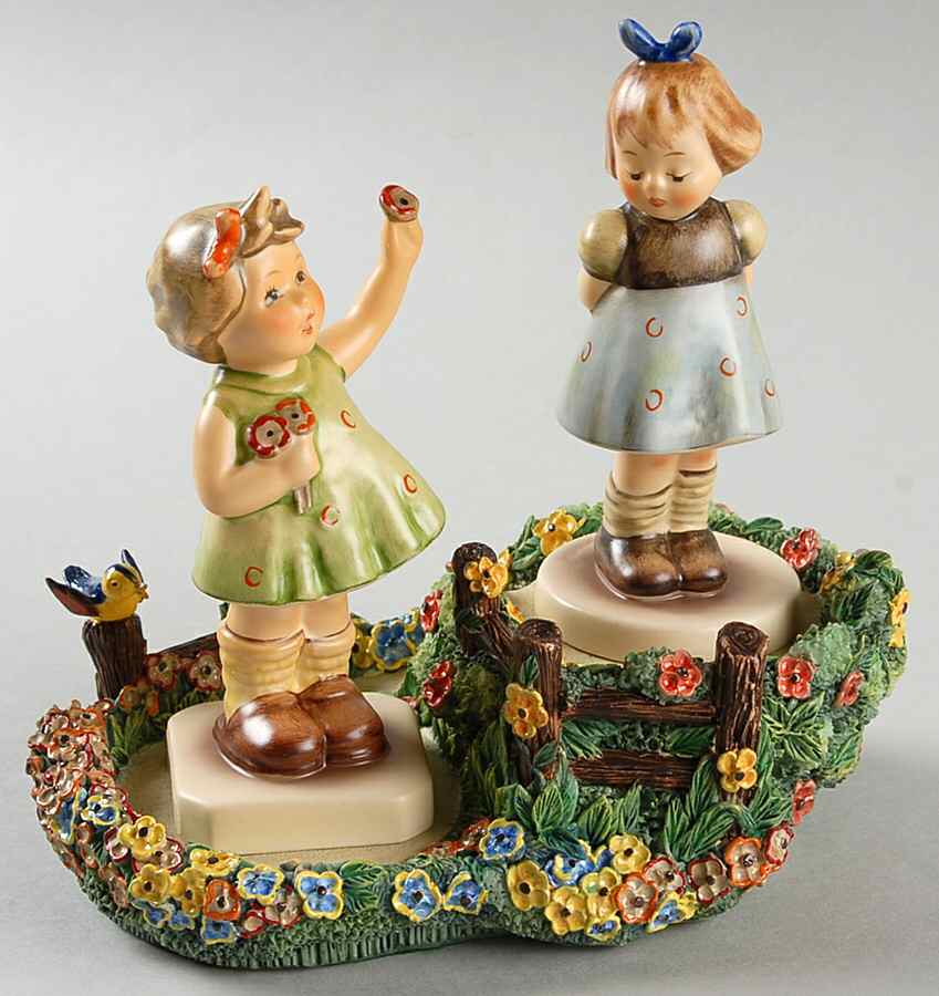 Come Pick Flowers with Me Come Pick Flowers With Me Gift Set - With Box by M.I. Hummel-1