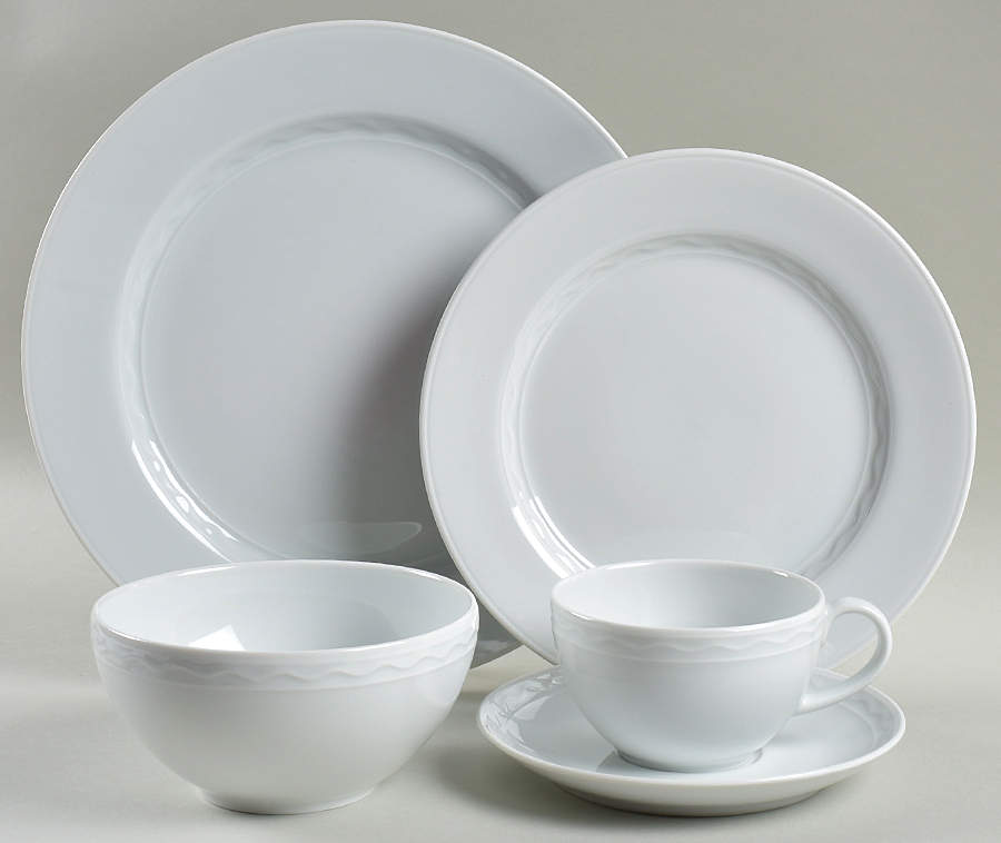Palazzo 5 Piece Place Setting by Crate & Barrel-1