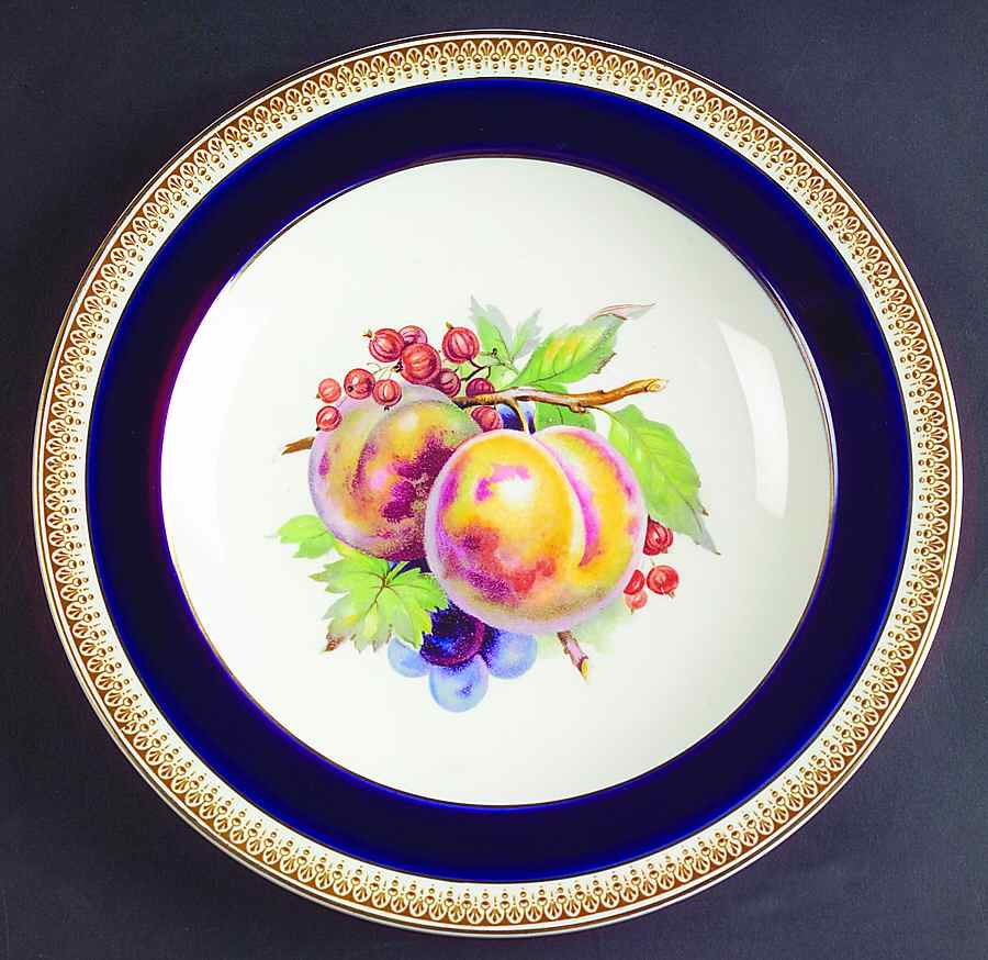 CRD183 Luncheon Plate by Crown Ducal-1