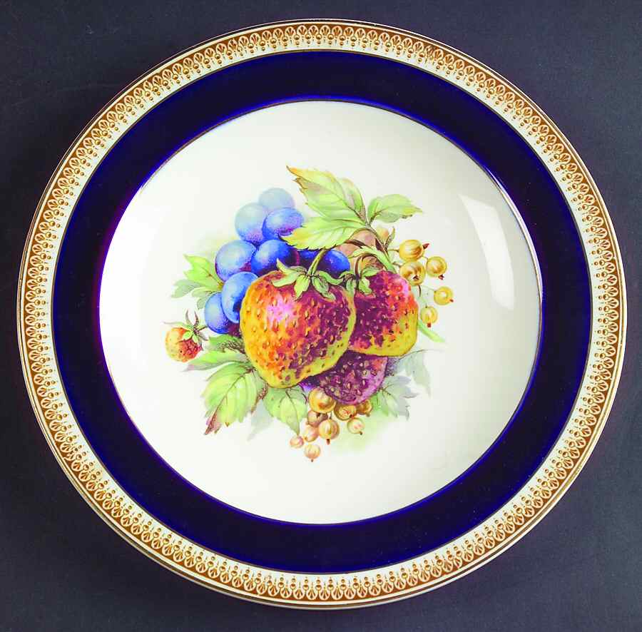 CRD183 Luncheon Plate by Crown Ducal-1