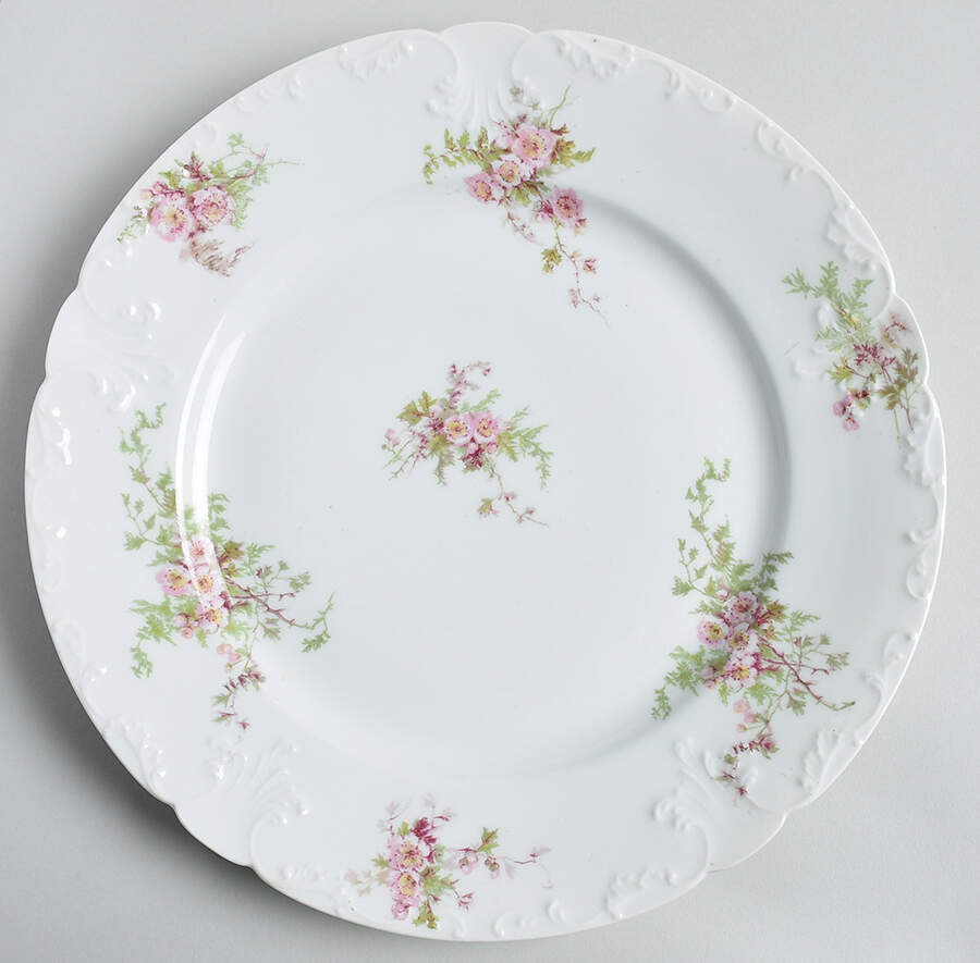 CHF1142 Dinner Plate by Charles Field Haviland-1
