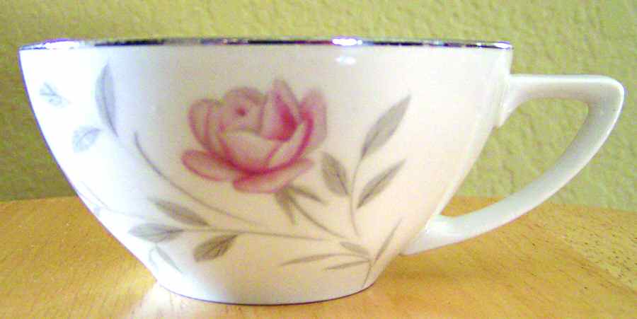 Rosedale Flat Cup by Contour-1