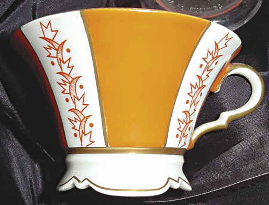 5793 Footed Cup by Carl Tielsch-1