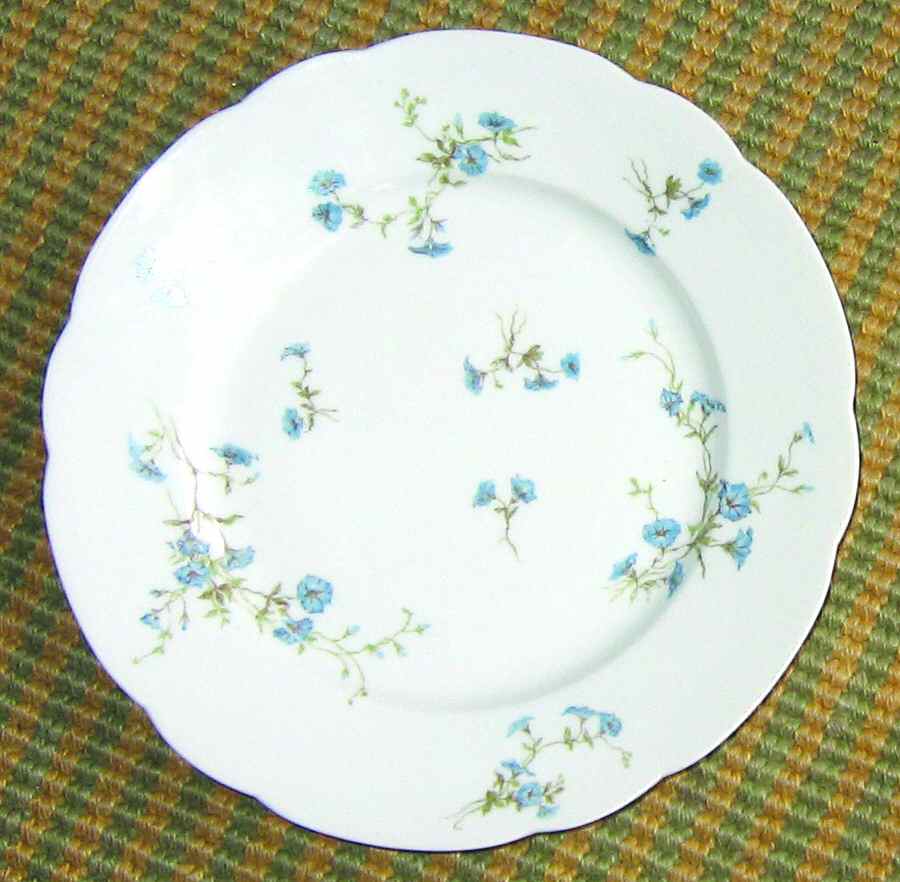 CHF1233 Dinner Plate by Charles Field Haviland-1