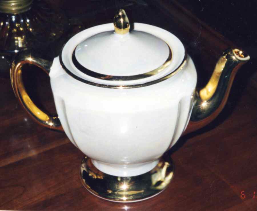 CGB1 Teapot & Lid by China & Glass Dist-1
